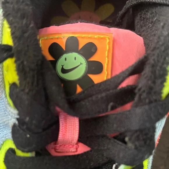 Nike Women's Air Max 90 LX "Illusion Green" (Style Code: CW3499-300). SZ 10 - Picture 13 of 15